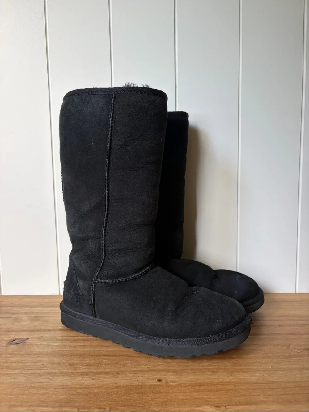 Ugg Classic Tall Black Shearling Women's Suede Boot Wool Size 8